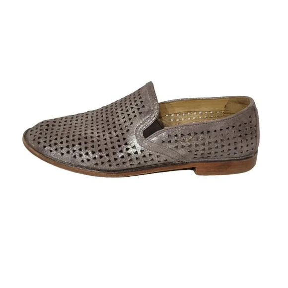 Trask Ali Bronze Silver Metallic Perforated Leather Flats Loafers 8.5 - Picture 3 of 7